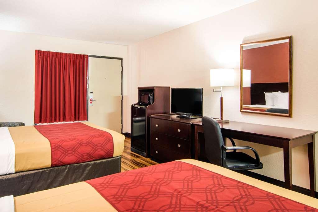 Econo Lodge Madison Oda fotoğraf