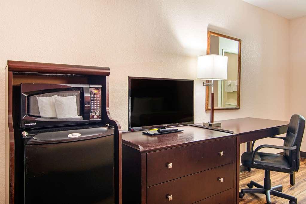 Econo Lodge Madison Oda fotoğraf