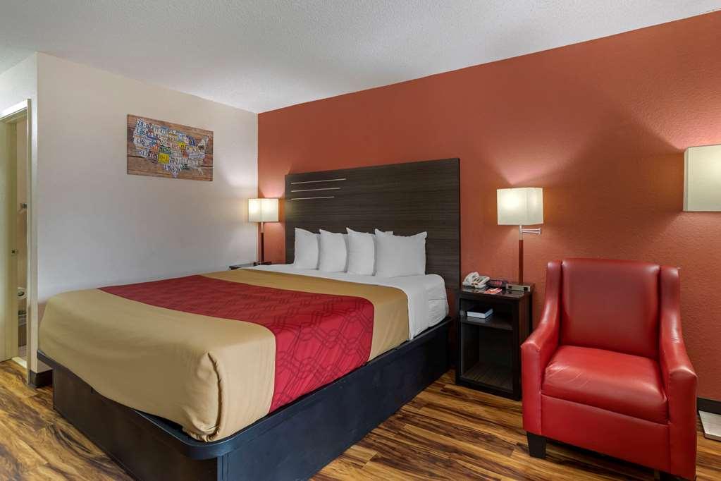 Econo Lodge Madison Oda fotoğraf