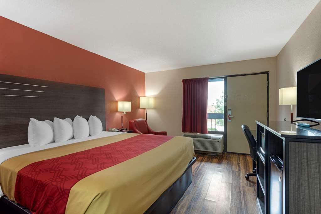 Econo Lodge Madison Oda fotoğraf