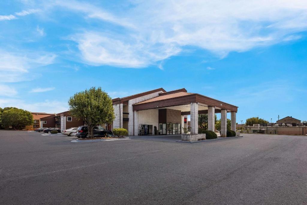 Econo Lodge Madison Dış mekan fotoğraf