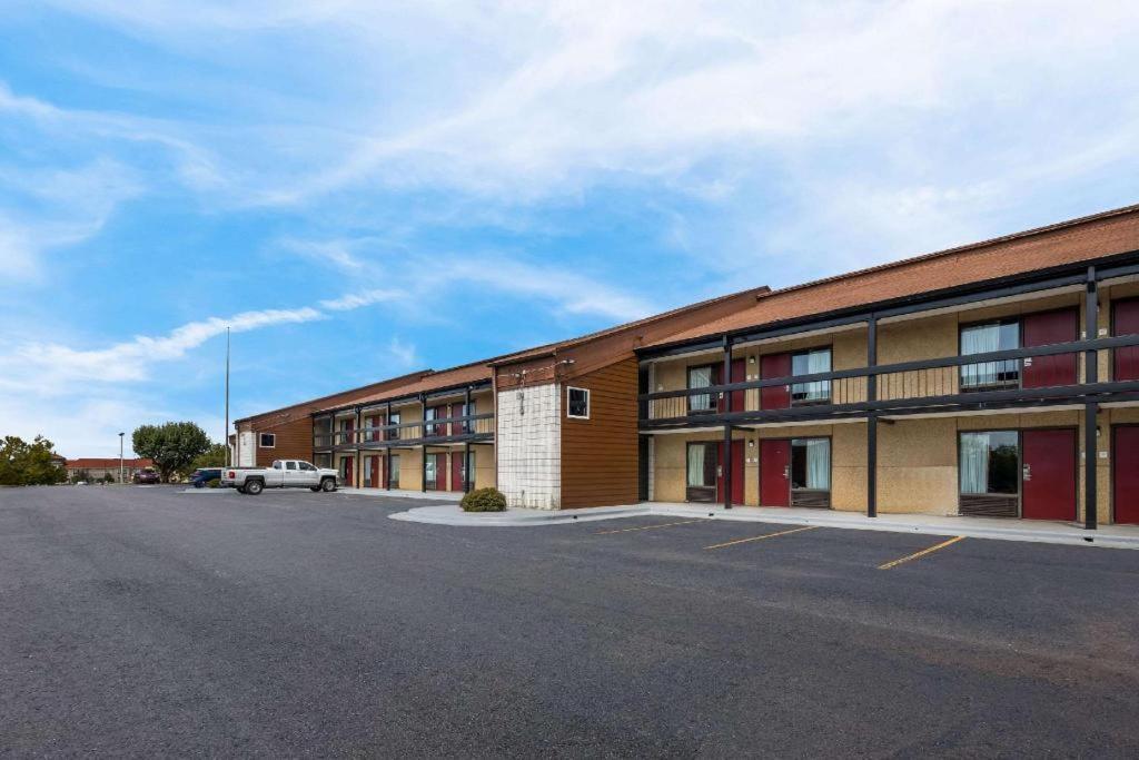 Econo Lodge Madison Dış mekan fotoğraf